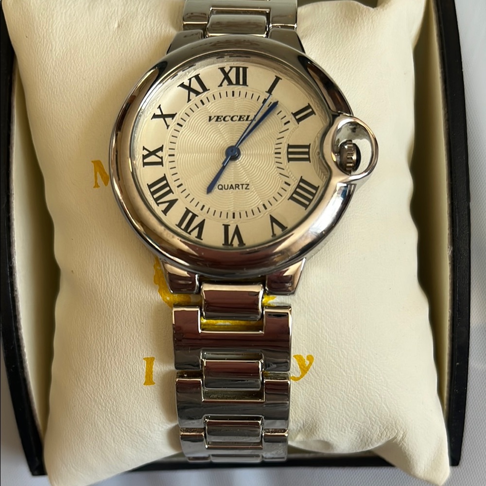 Vecceli Silver and Cream Watch